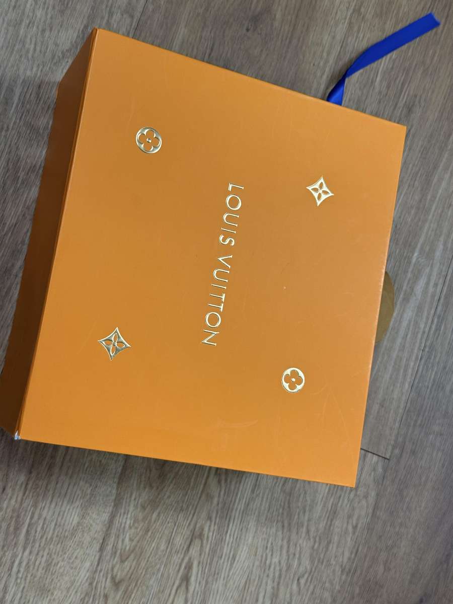 롤렉스 오이스터퍼페츄얼 프리미엄 직영몰 관련 가방 이미지 88